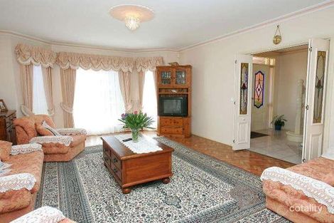 Property photo of 12 Sheppard Court Altona Meadows VIC 3028