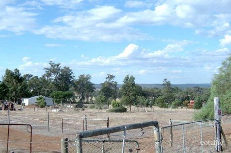 255 Murauba Cl, Wooroloo, WA 6558