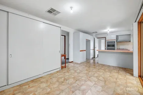 Property photo of 7 Hellenic Court Carrum Downs VIC 3201