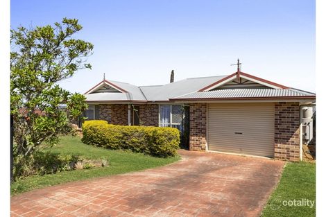 Property photo of 25 Lyness Court Wilsonton Heights QLD 4350