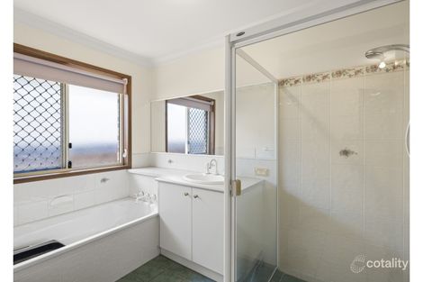 Property photo of 25 Lyness Court Wilsonton Heights QLD 4350