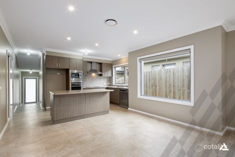 Property photo of 2/128 Albert Road Warragul VIC 3820