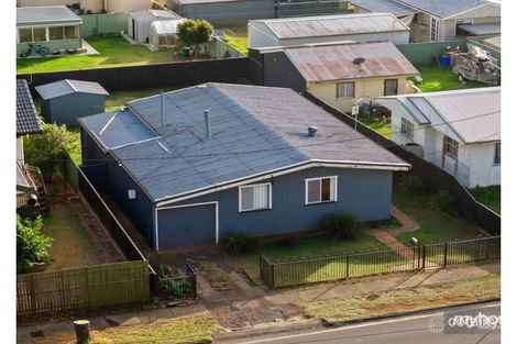 203 Taylor St, Wilsonton, QLD 4350