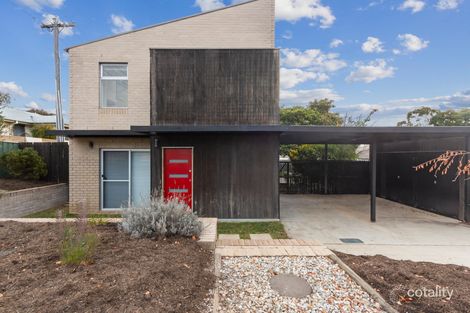 Property photo of 2 Butterley Place Wanniassa ACT 2903