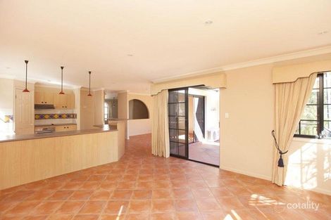 Property photo of 8 Banksia Place Mount Gravatt East QLD 4122