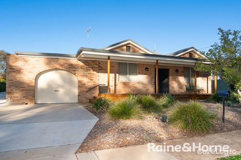 Property photo of 9 Hely Avenue Turvey Park NSW 2650