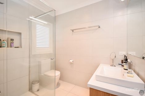 Property photo of 1 Sandpiper Ridge Shepparton VIC 3630