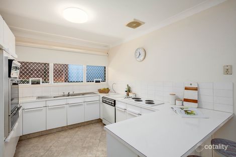 Property photo of 5 Jacaranda Avenue Figtree NSW 2525