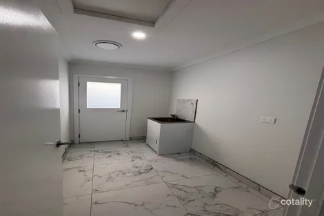 Property photo of 23 Eloquence Road Tarneit VIC 3029