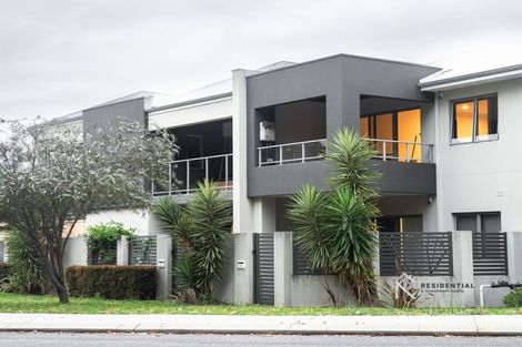 Property photo of 9/16 King George Street Innaloo WA 6018