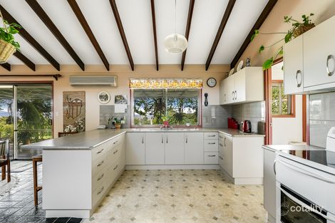 Property photo of 27 Gordon Crescent Withcott QLD 4352