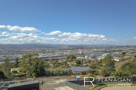 75 Lachlan Pde, Trevallyn, TAS 7250