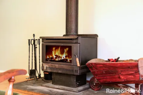 Property photo of 10 Campbell Crescent Moss Vale NSW 2577