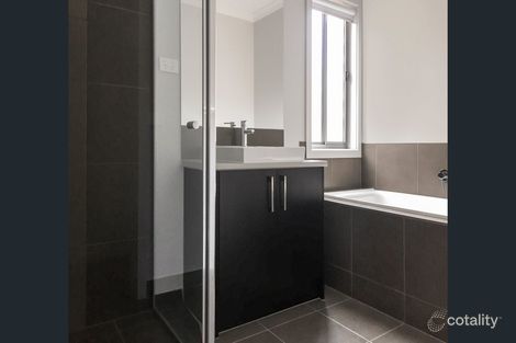 Property photo of 42 Fairhall Avenue Werribee VIC 3030