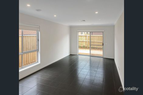 Property photo of 42 Fairhall Avenue Werribee VIC 3030