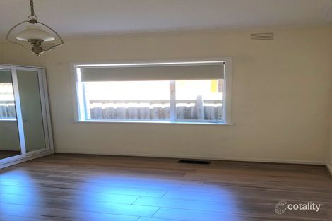 Property photo of 20 Scotsburn Grove Werribee VIC 3030
