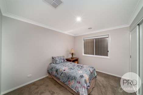 Property photo of 29 Chang Avenue Lloyd NSW 2650