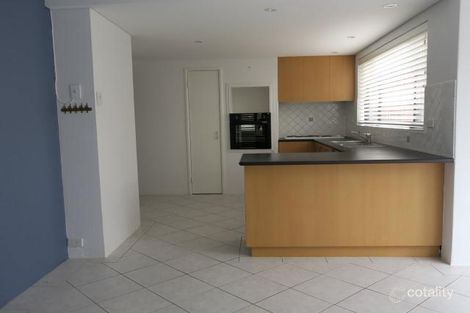 Property photo of 12 Heath Rise Carine WA 6020