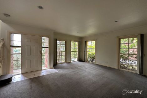 Property photo of 2/38 Glencairn Avenue Camberwell VIC 3124