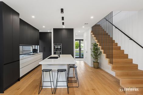 Property photo of 10 Janda Court Box Hill North VIC 3129
