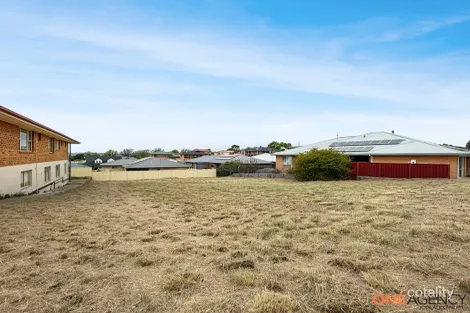 8 EAST CAMP DR, COOMA, NSW 2630