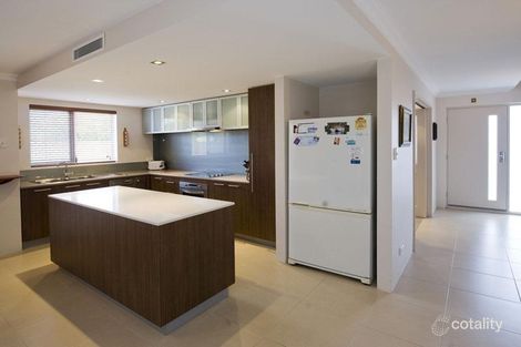 2 Plomarion Rise, Victoria Park, WA 6100