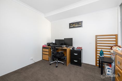 Property photo of 17 Minnie Grove Hilbert WA 6112