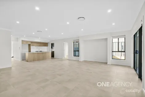 Property photo of 8 Wendy Place South Nowra NSW 2541