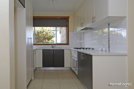 Property photo of 26 Cooinda Crescent Watsonia VIC 3087