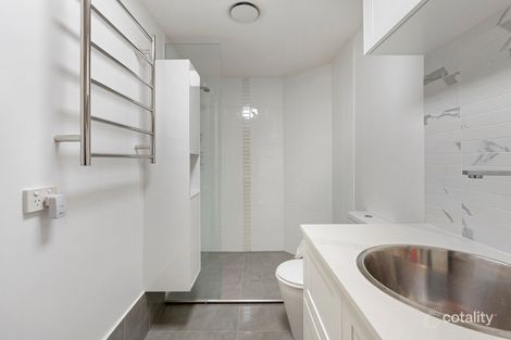 Property photo of 2/31 Kinmond Avenue Wavell Heights QLD 4012