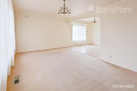 Property photo of 87 Oakwood Avenue Noble Park North VIC 3174