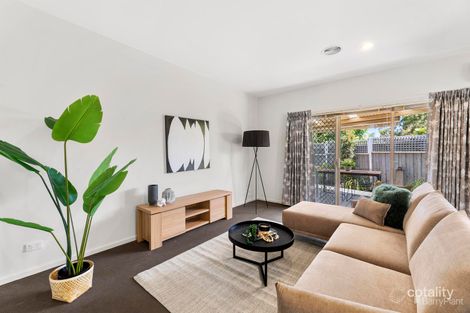 Property photo of 8 Autumn Way Kilsyth VIC 3137