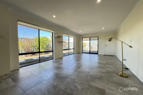 Property photo of 39 Summerville Boulevard Caversham WA 6055