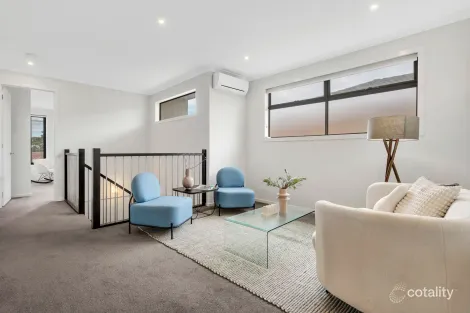 Property photo of 17 Riverview Street Avondale Heights VIC 3034