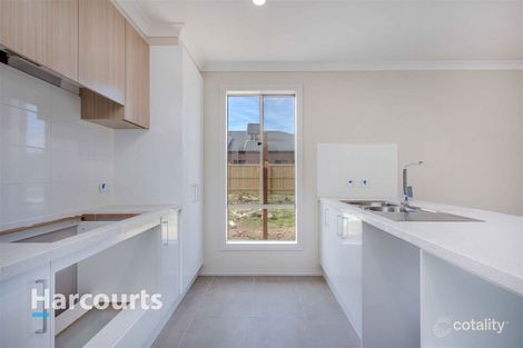 Property photo of 36 Australorp Drive Clyde North VIC 3978