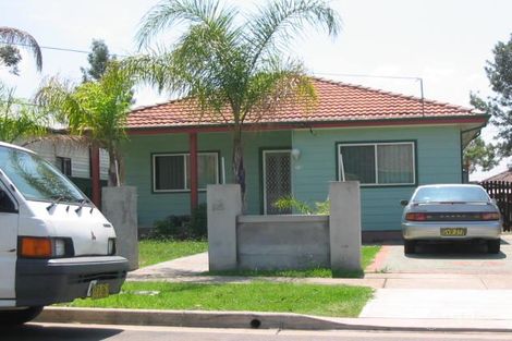 33 Byrnes St, South Granville, NSW 2142