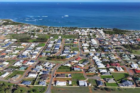 41 Reef Bvd, Drummond Cove, WA 6532