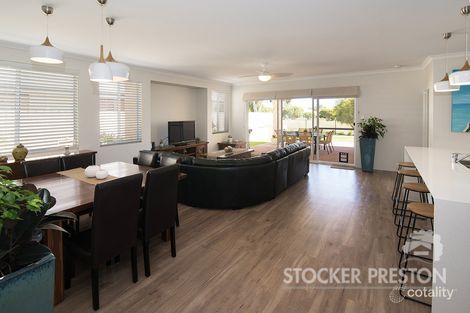 Property photo of 4 Pinehurst Crescent Dunsborough WA 6281