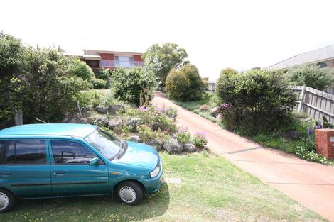 10 Triumph Ct, Highton, VIC 3216