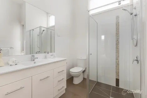 Property photo of 3/35 Clay Drive Doncaster VIC 3108