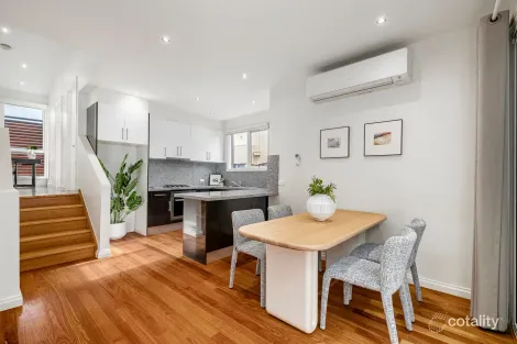 Property photo of 3/35 Clay Drive Doncaster VIC 3108