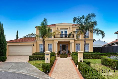 18 Pembroke Cl, Taylors Lakes, VIC 3038