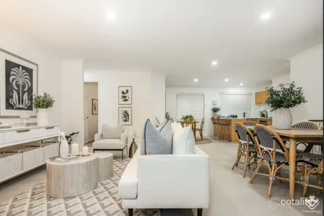 Property photo of 72 Watarrka Drive Parkinson QLD 4115