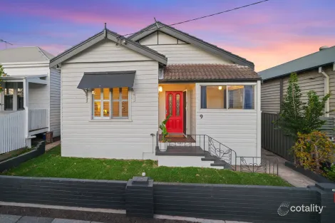 9 Tarin St, Mayfield East, NSW 2304