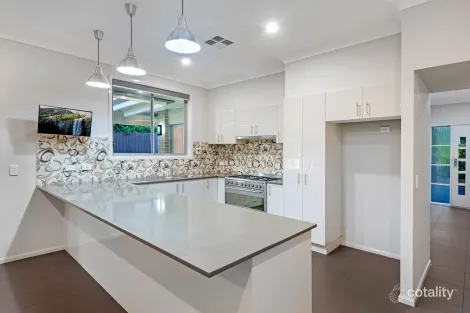 Property photo of 30 Ashtead Parade Stanhope Gardens NSW 2768