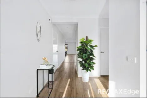 Property photo of 38 Medallion Boulevard Tarneit VIC 3029