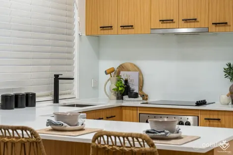 Property photo of 72 Watarrka Drive Parkinson QLD 4115