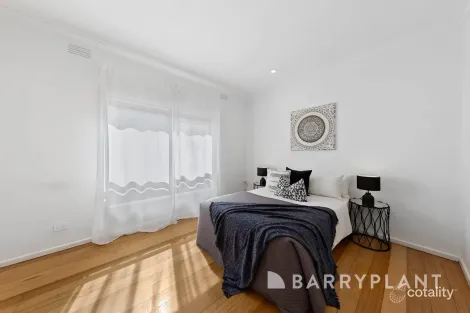 Property photo of 19 Montasell Avenue Deer Park VIC 3023