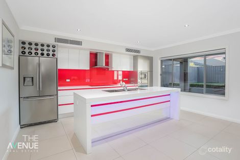 Property photo of 25 Hadley Circuit Beaumont Hills NSW 2155