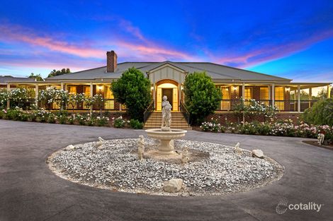 28 Warburton Hwy, Lilydale, VIC 3140